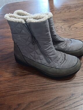 Women's Quilted Winter Ankle Boots with Shearling Lining